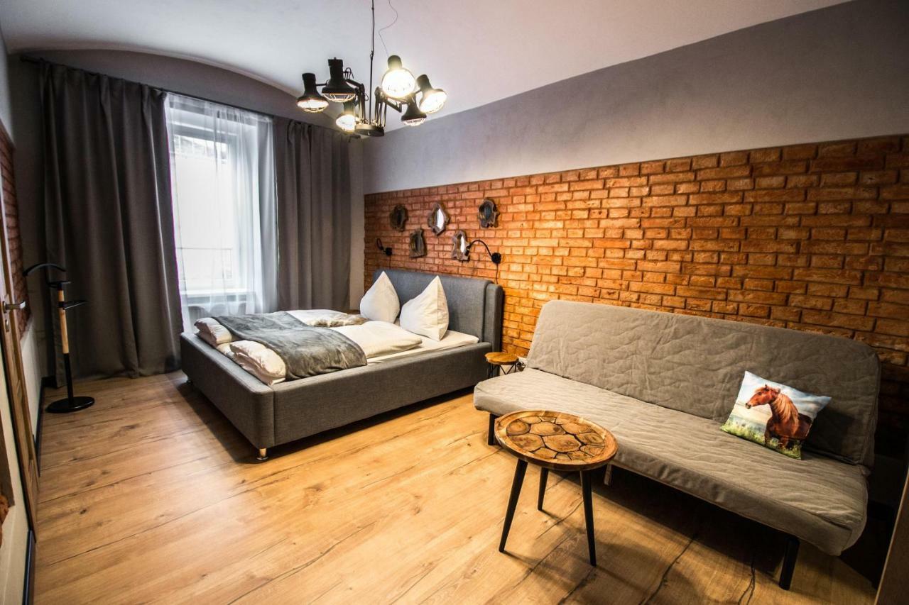 3Bdr Ruterra Apt With Table Football Praga Exterior foto